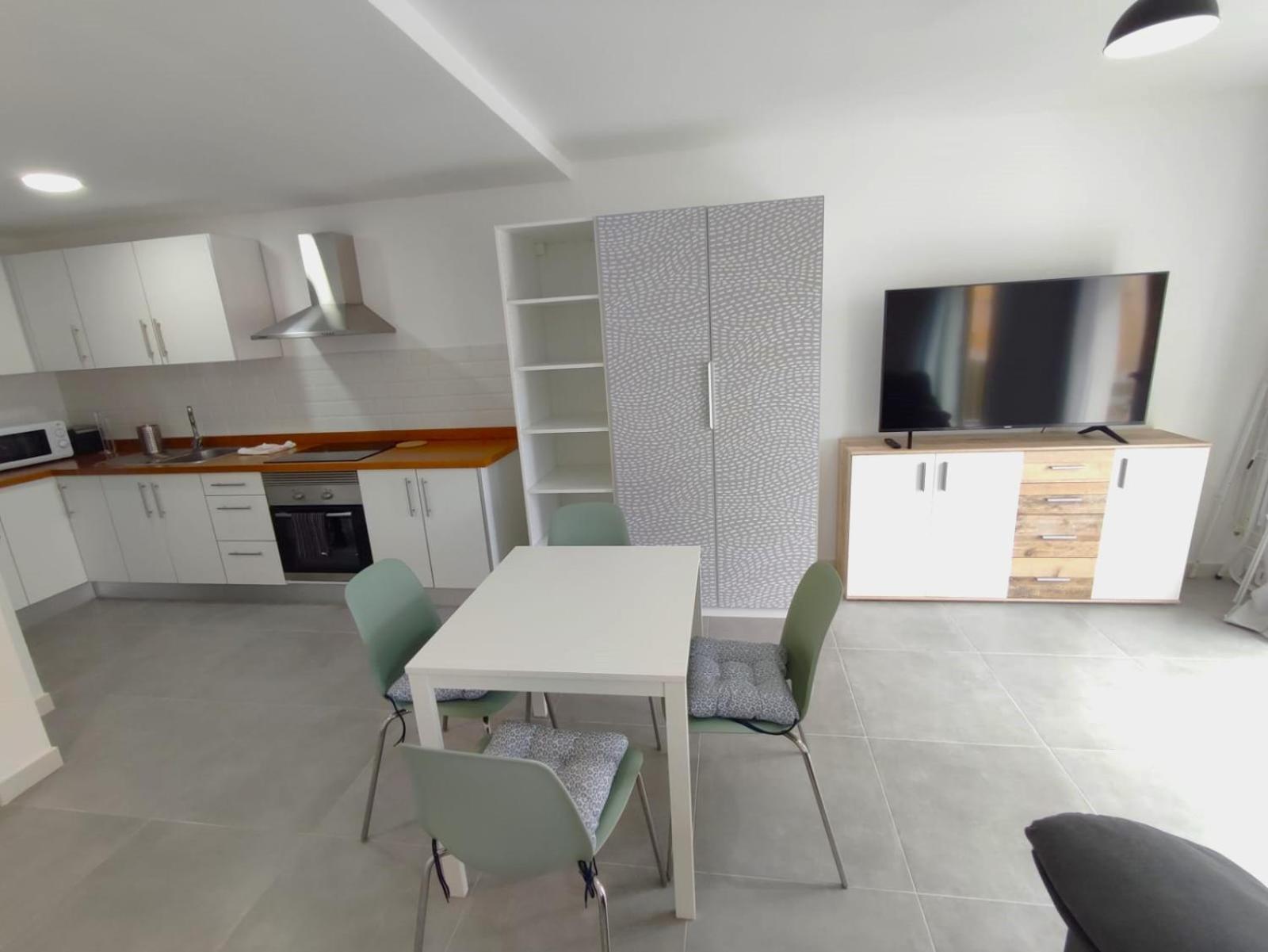 Apartament Near The Ocean In Playa San Juan Εξωτερικό φωτογραφία